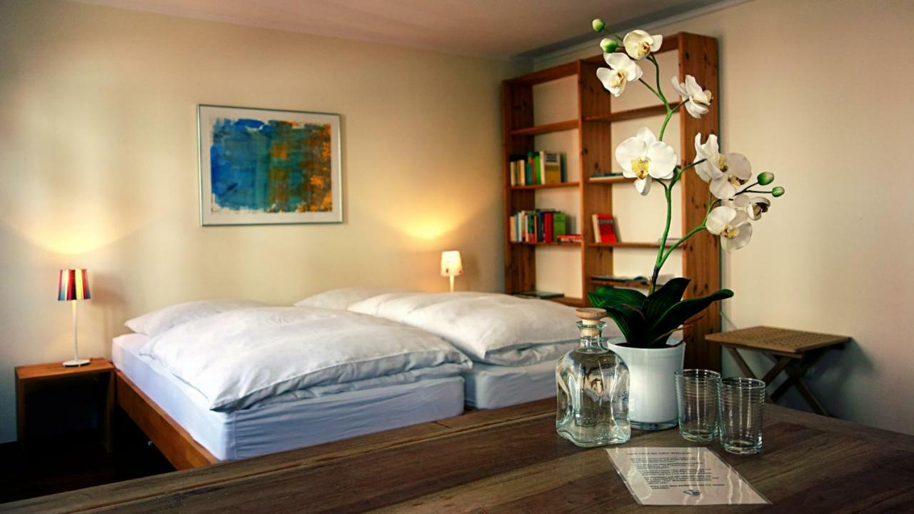 Gaestezimmer Der Adler Wirtschaft 哈滕海姆 外观 照片